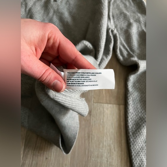 Tommy John Men’s Sweater Lounge Quarter-Zip Light Grey - Size Large - Picture 6 of 8